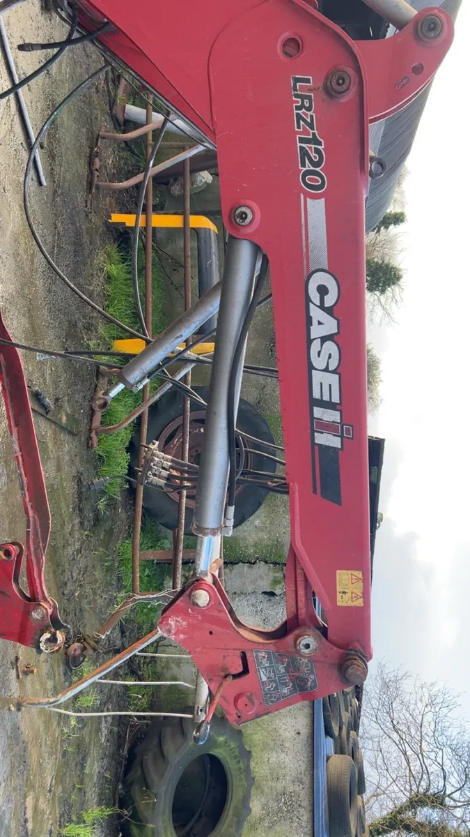 Tractor loader-WANTED - Image 2