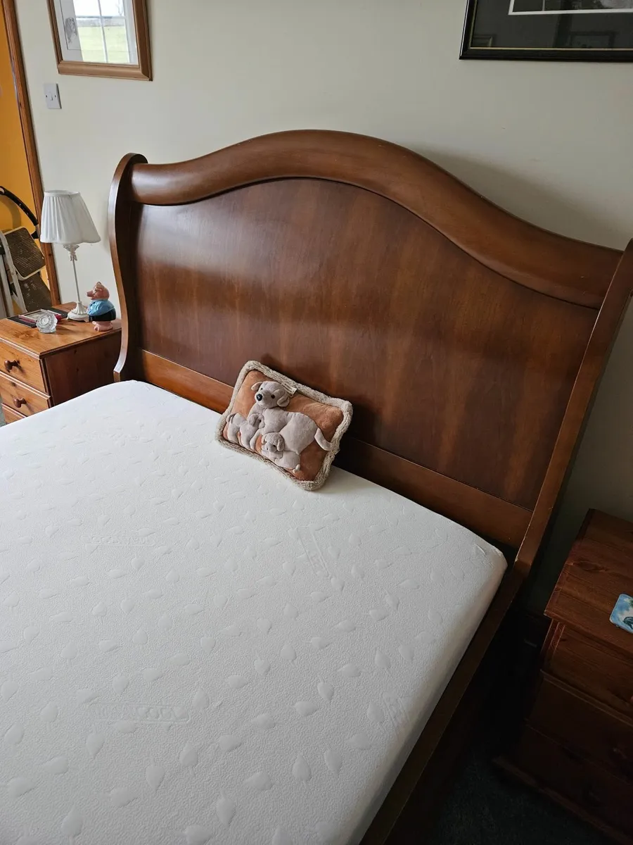 King Size Wooden Sleigh Bed - Image 4