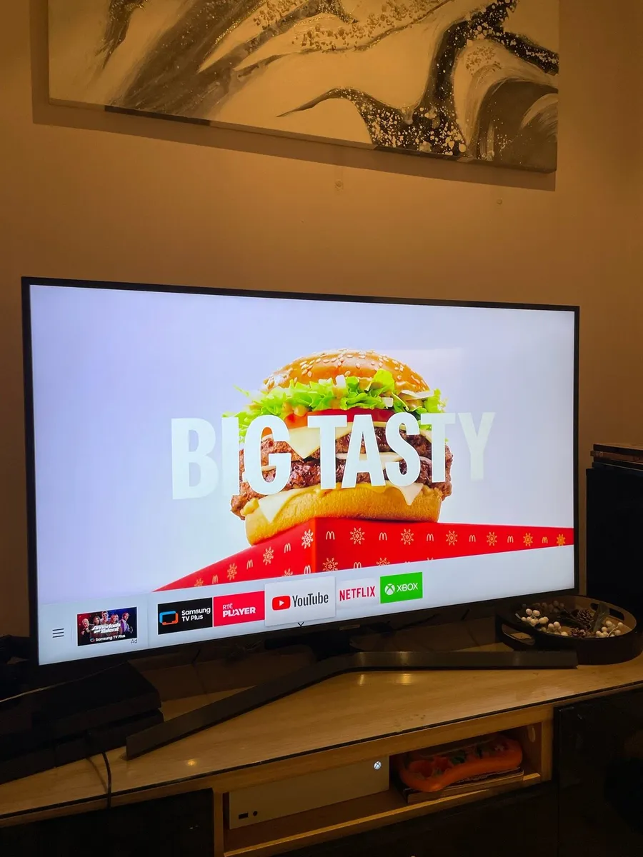 Samsung 50 inch tv - Image 1