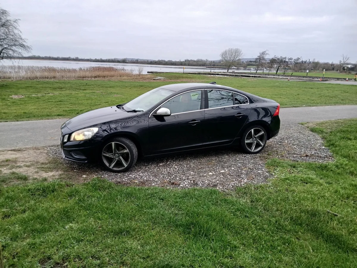 Volvo S60 2011 - Image 1