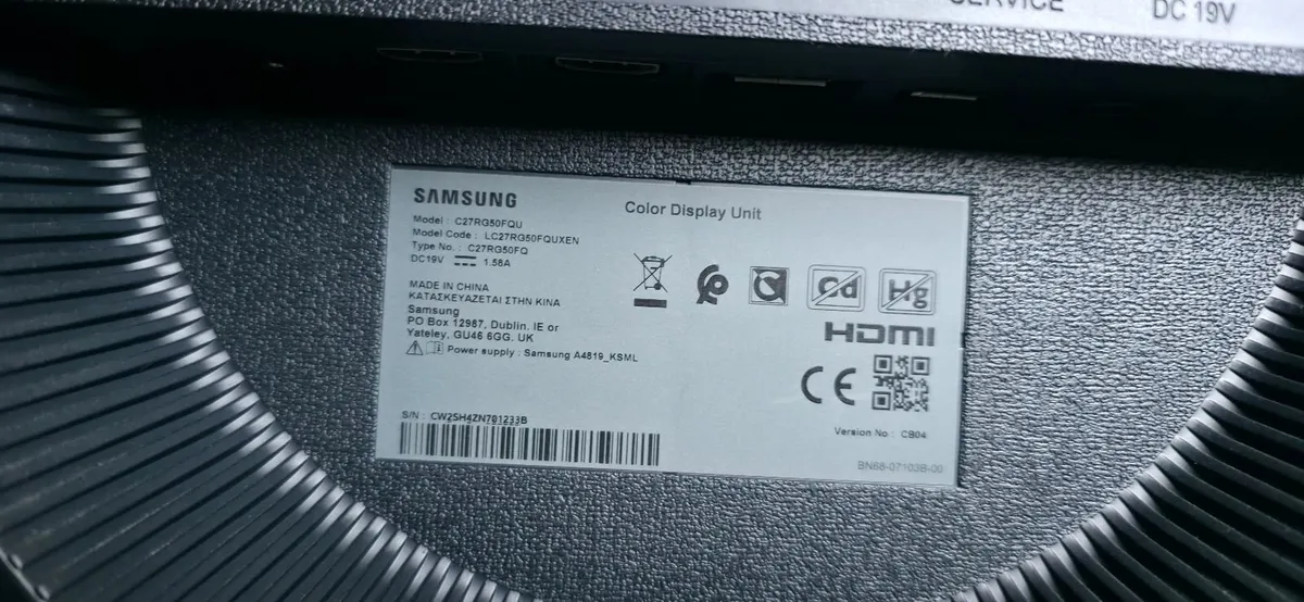 SAMSUNG Gaming Monitor 27" with 240Hz - Image 3