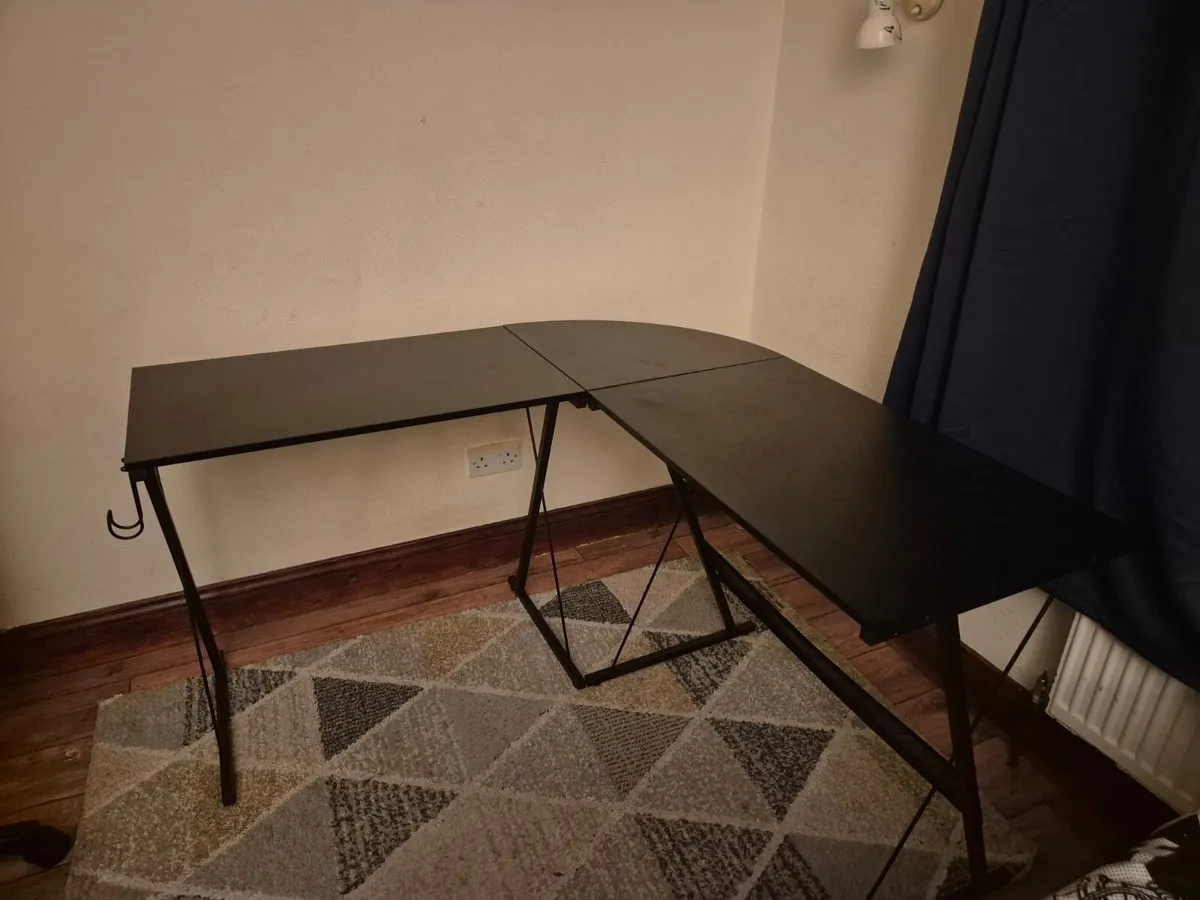 Gaming Desk - Image 1