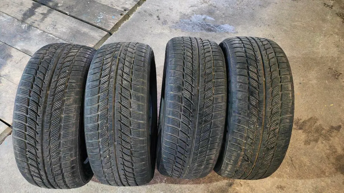 4 x tyres 225/50 R17 - Image 2