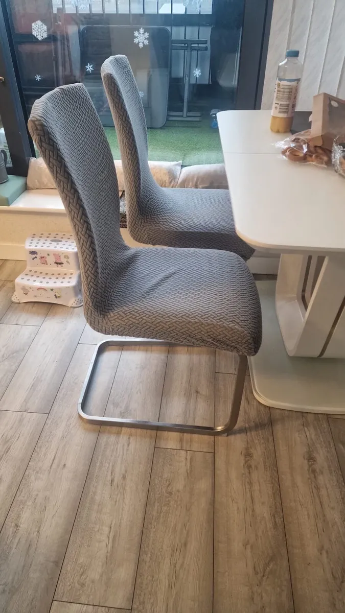 Extending table & chairs - Image 2