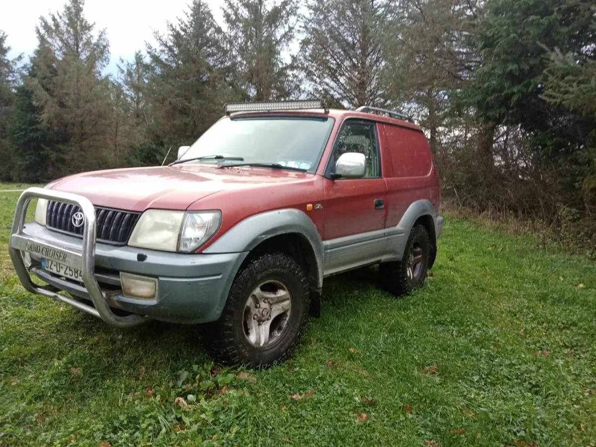 Toyota Land Cruiser 2002 - Image 3
