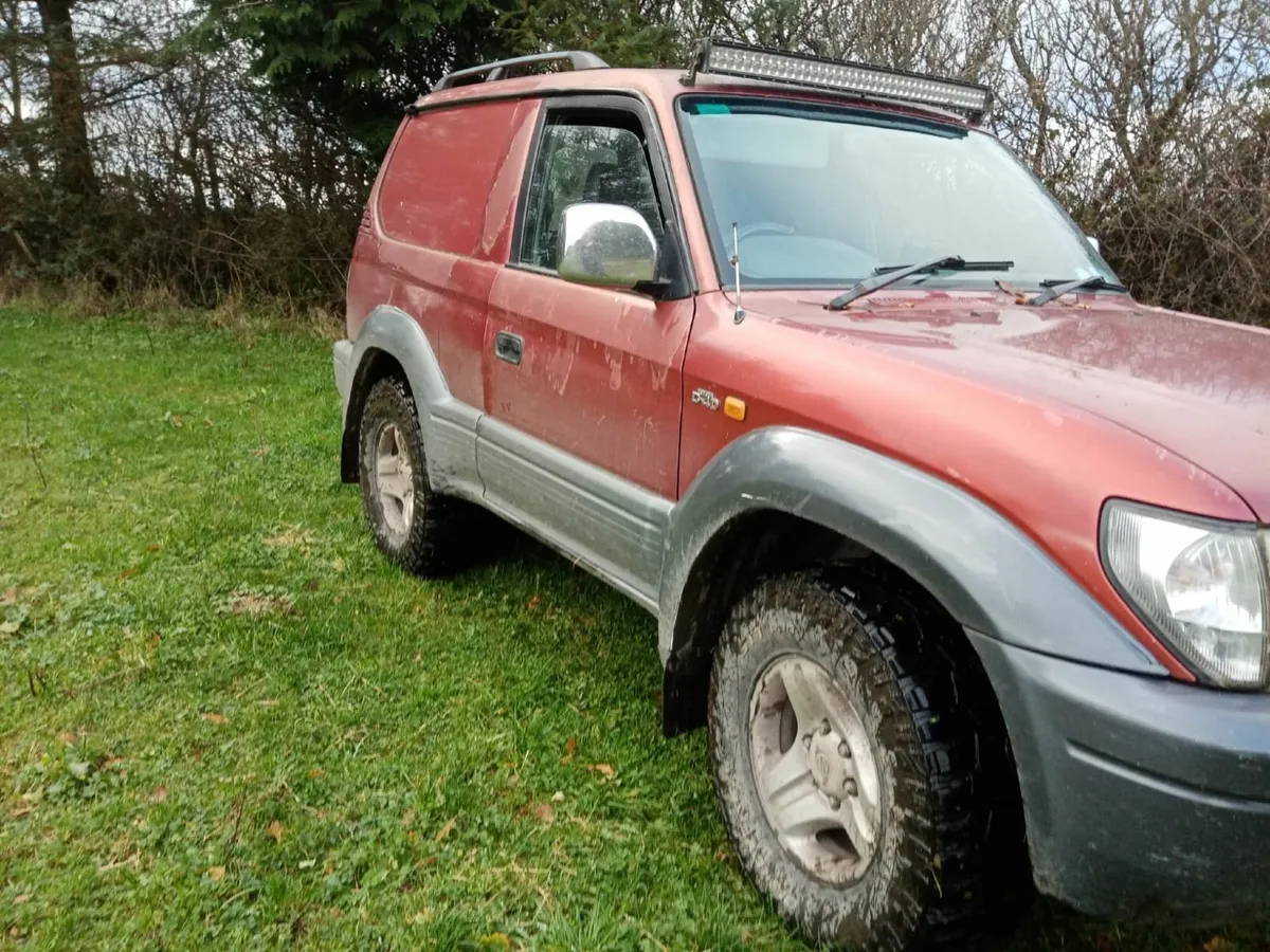 Toyota Land Cruiser 2002 - Image 4