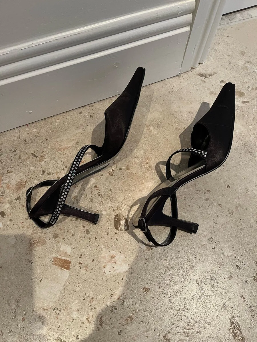 Women’s shoes - Image 2