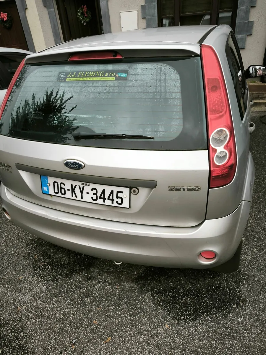 Ford Fiesta 2006 - Image 2