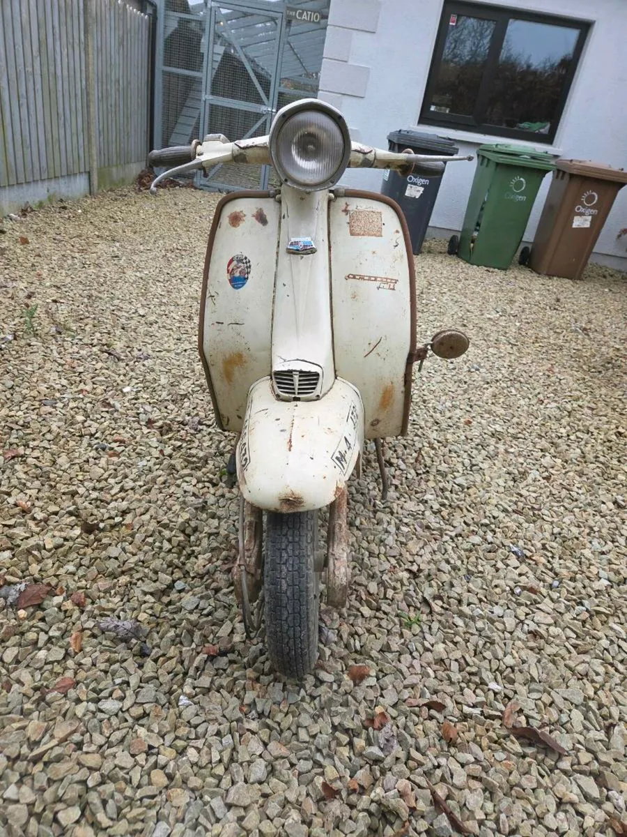 Vintage lambretta - Image 1