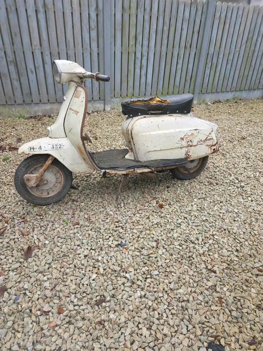 Vintage lambretta - Image 2