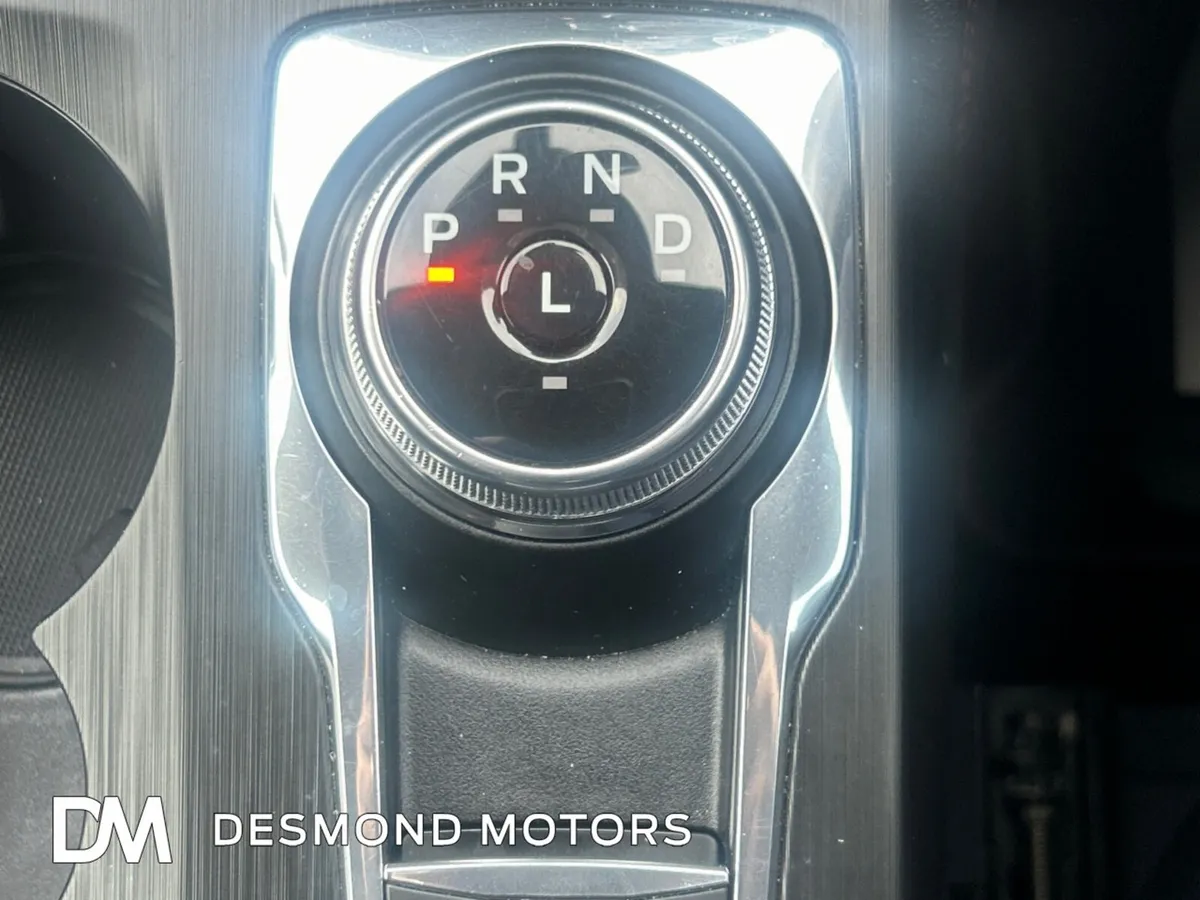 Ford Kuga 2023 - Image 2