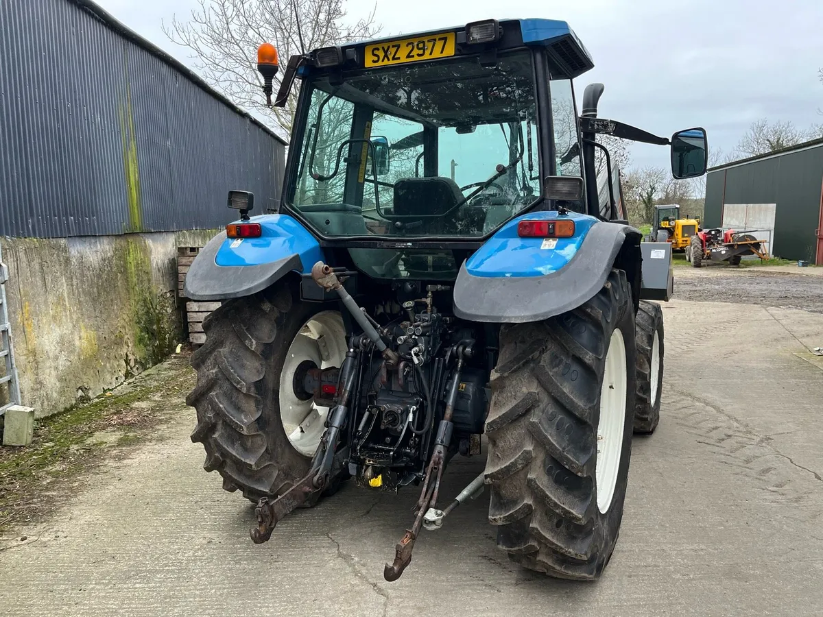 1999 NewHolland TS90 - Image 4