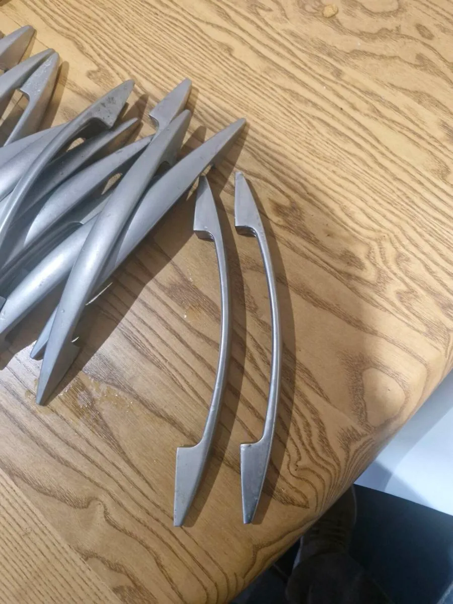 Kitchen handles - Image 3