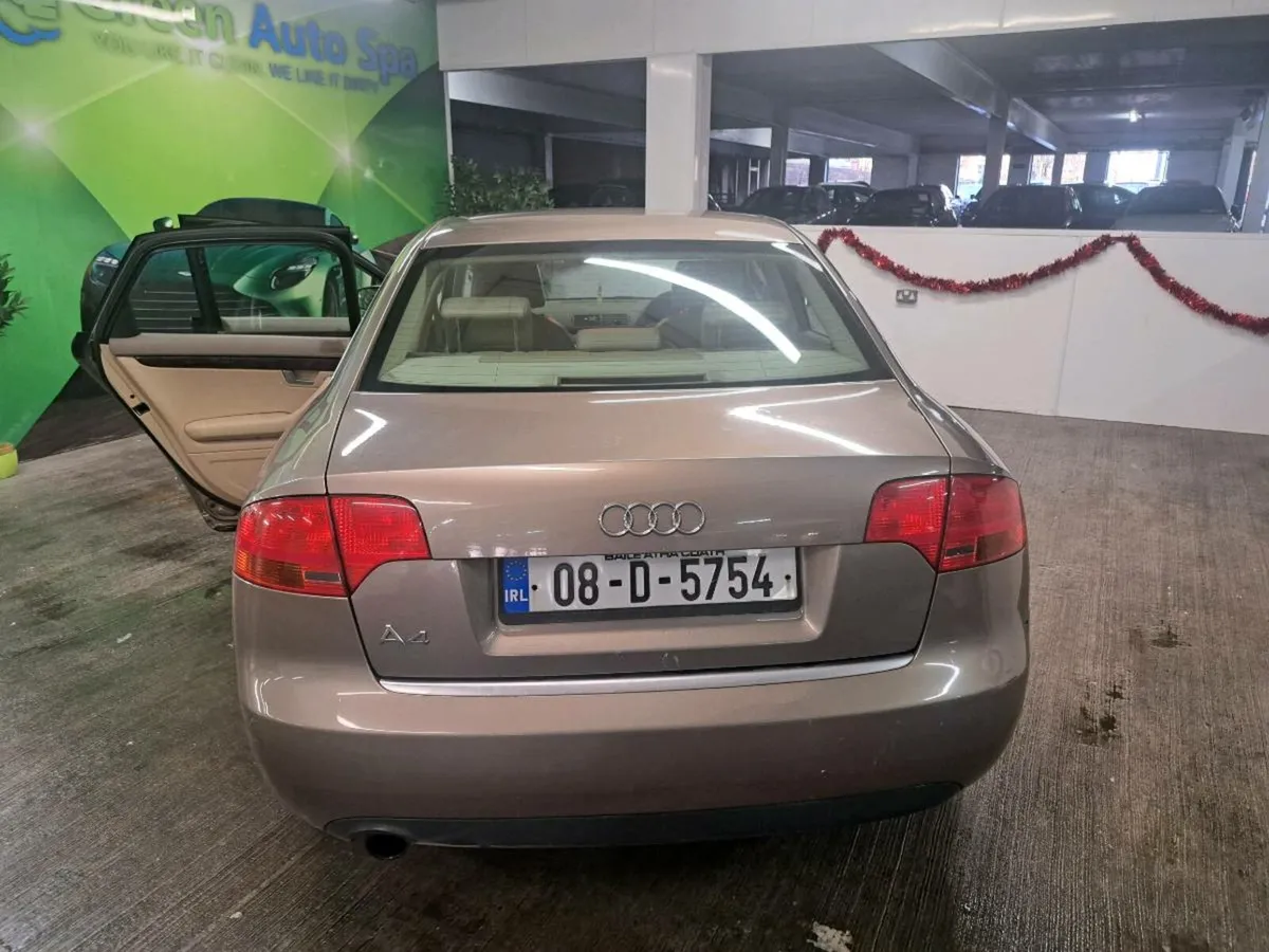 AUDI A4 - Image 1
