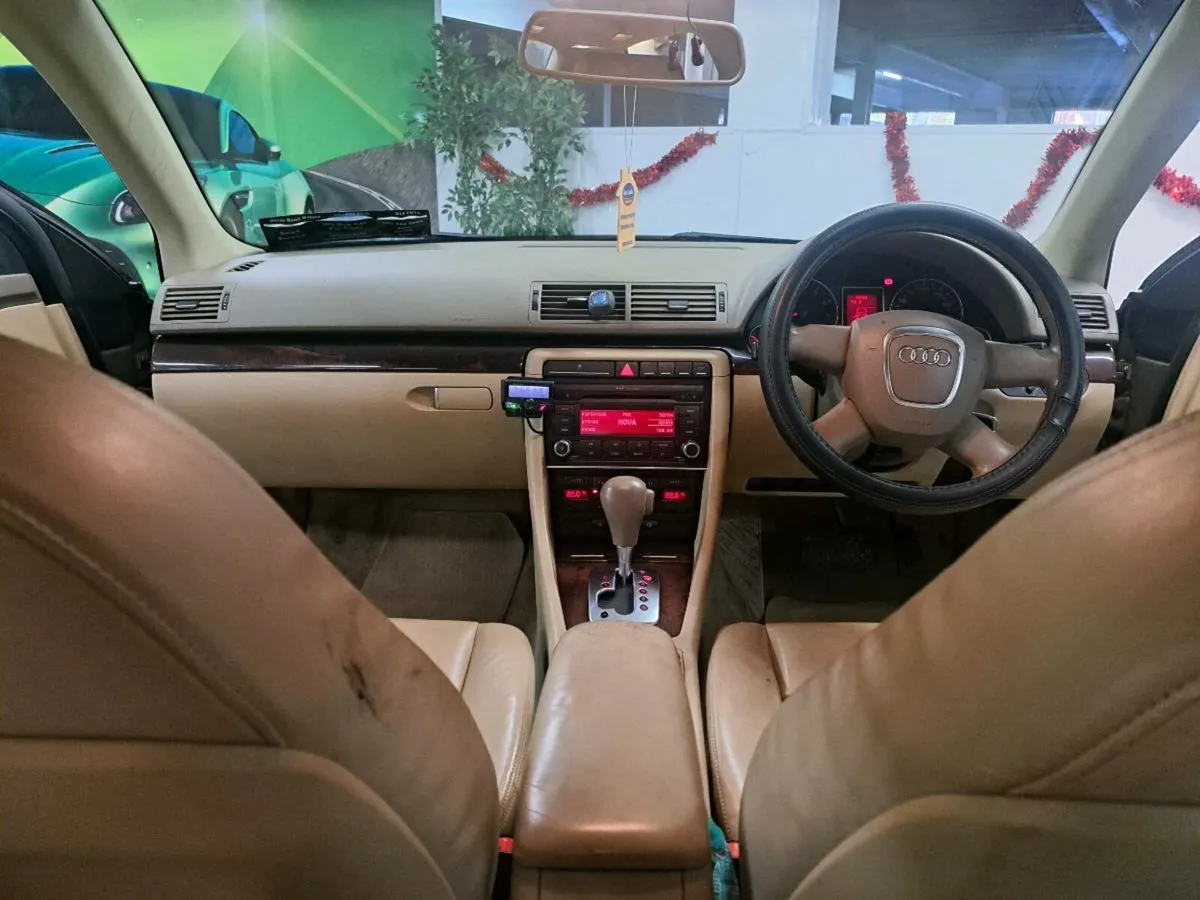 AUDI A4 - Image 2