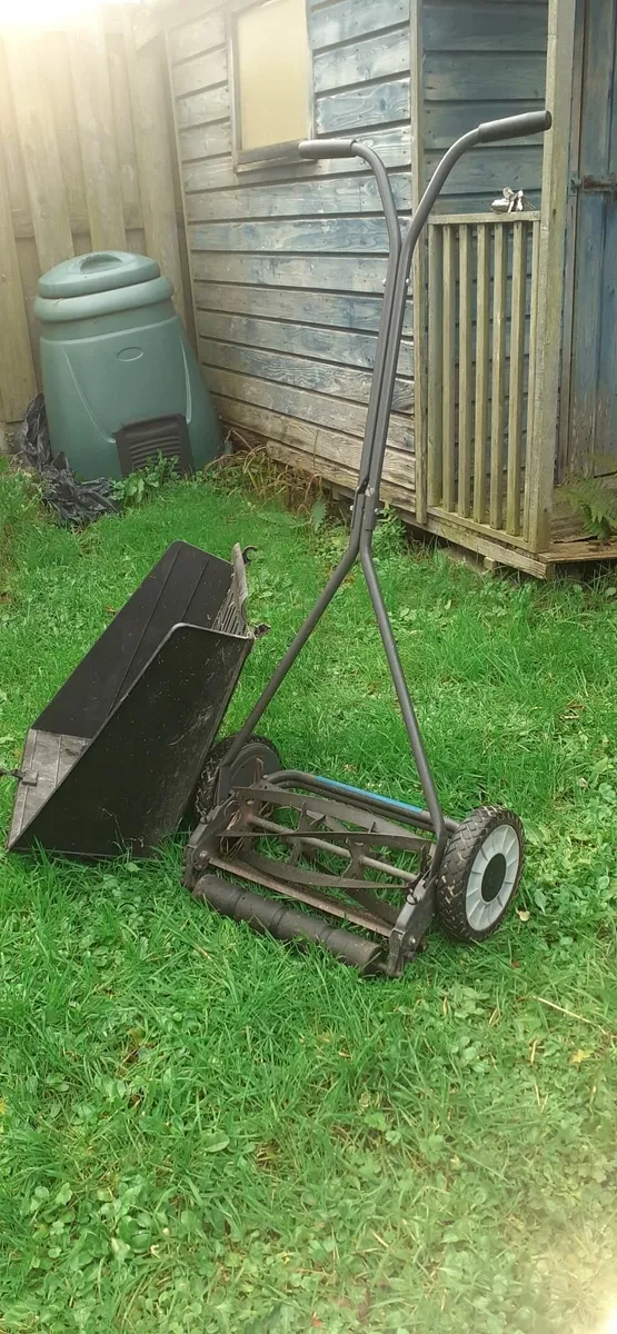 Lawn mower - Image 3