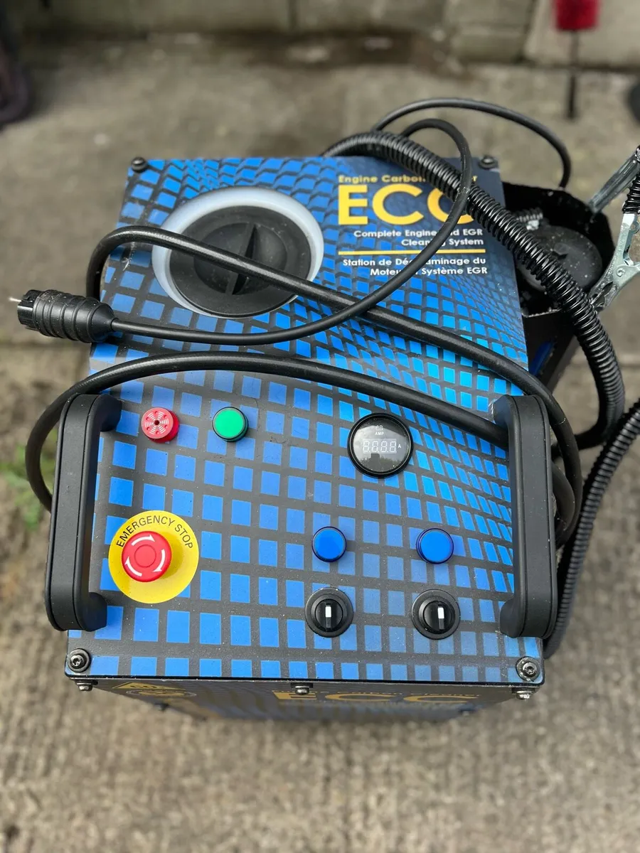 Engine carbon cleaning machine - Image 1