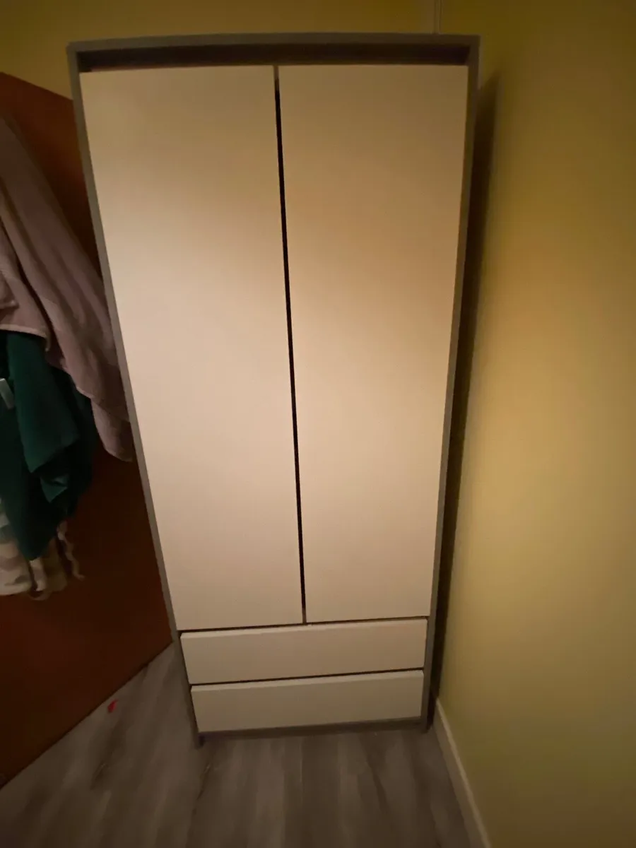 Jysk Wardobe - Image 1