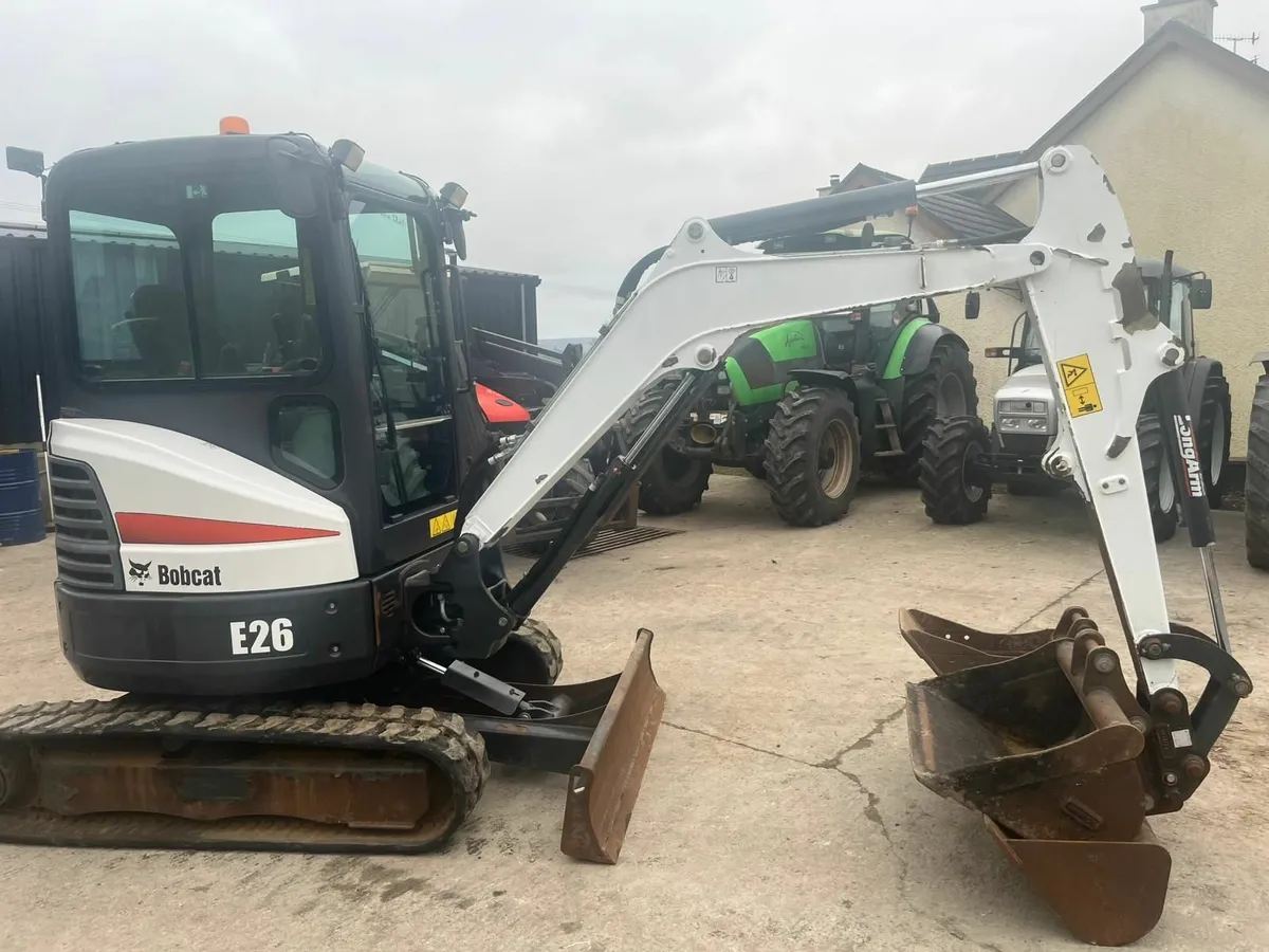 BOBCAT E26 - Image 1