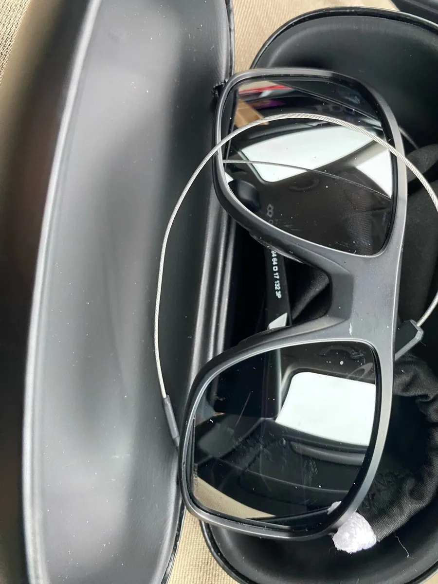 Oakley Split Shot Sunglasses - Image 1