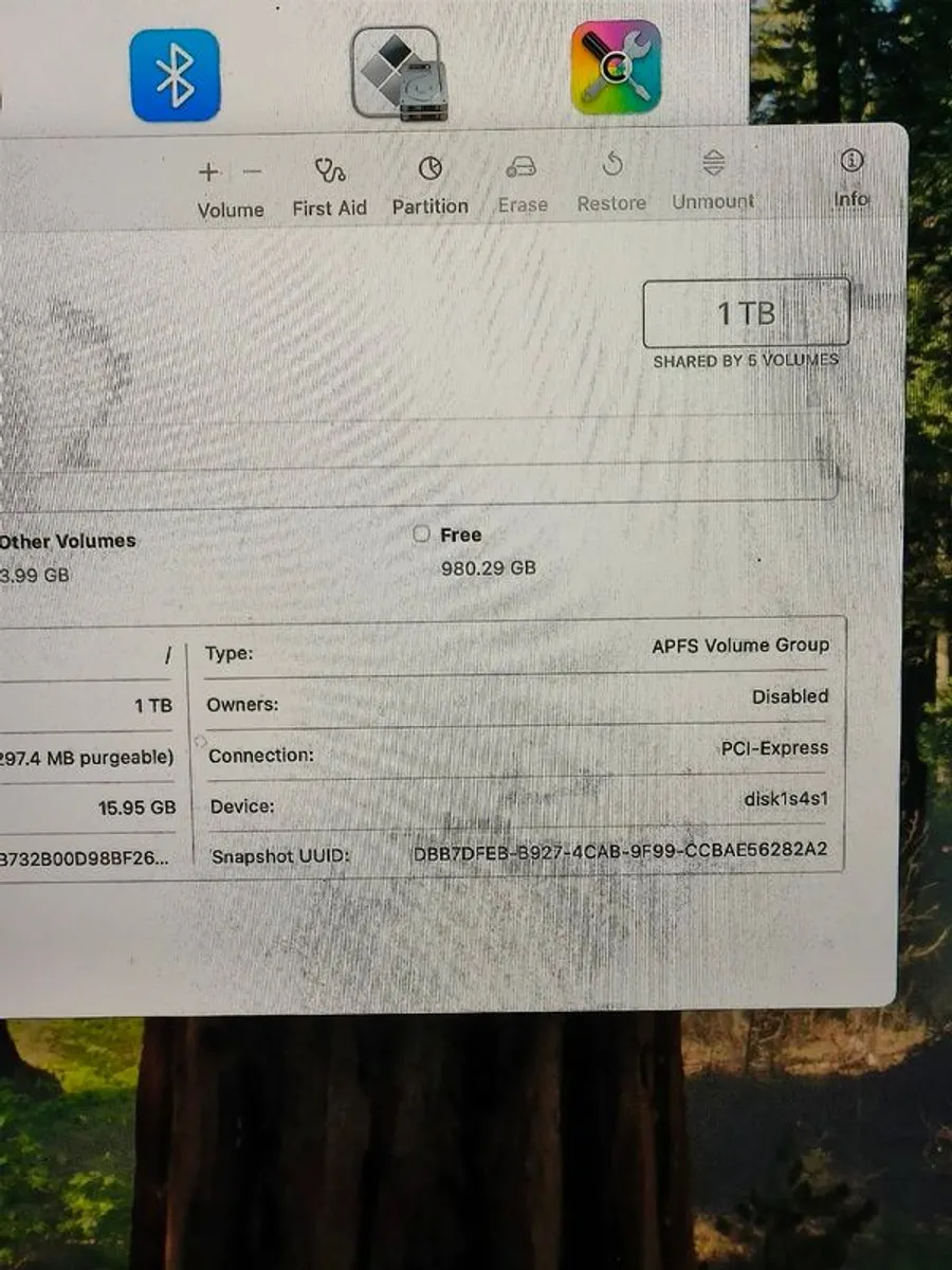 Apple MacBook Pro 15" 2018 A2141 2.3 GHz 8 Core Intel i9 16GB RAM 1TB SSD (Battery Cycle: 130) - Image 3