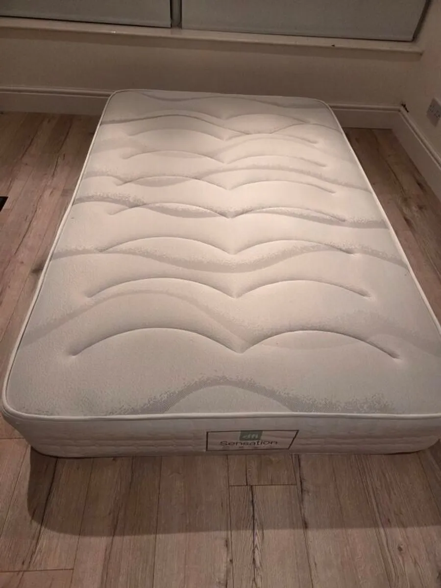 DFI 4ft (small double) mattress - Image 1