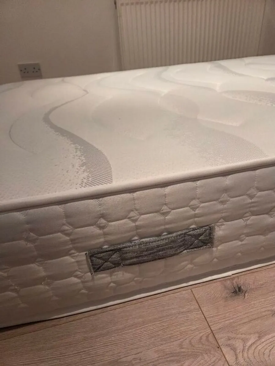 DFI 4ft (small double) mattress - Image 4