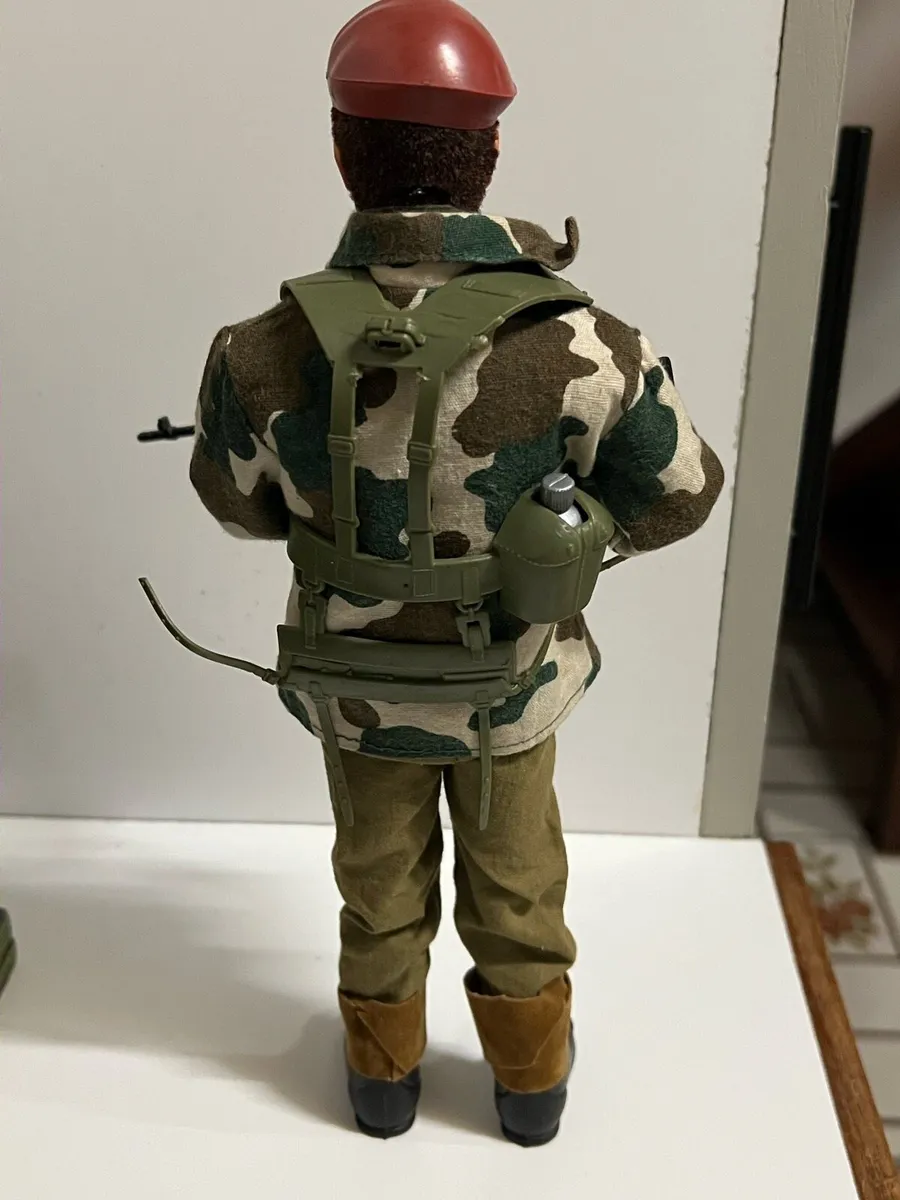 Vintage Action man British paratrooper - Image 3