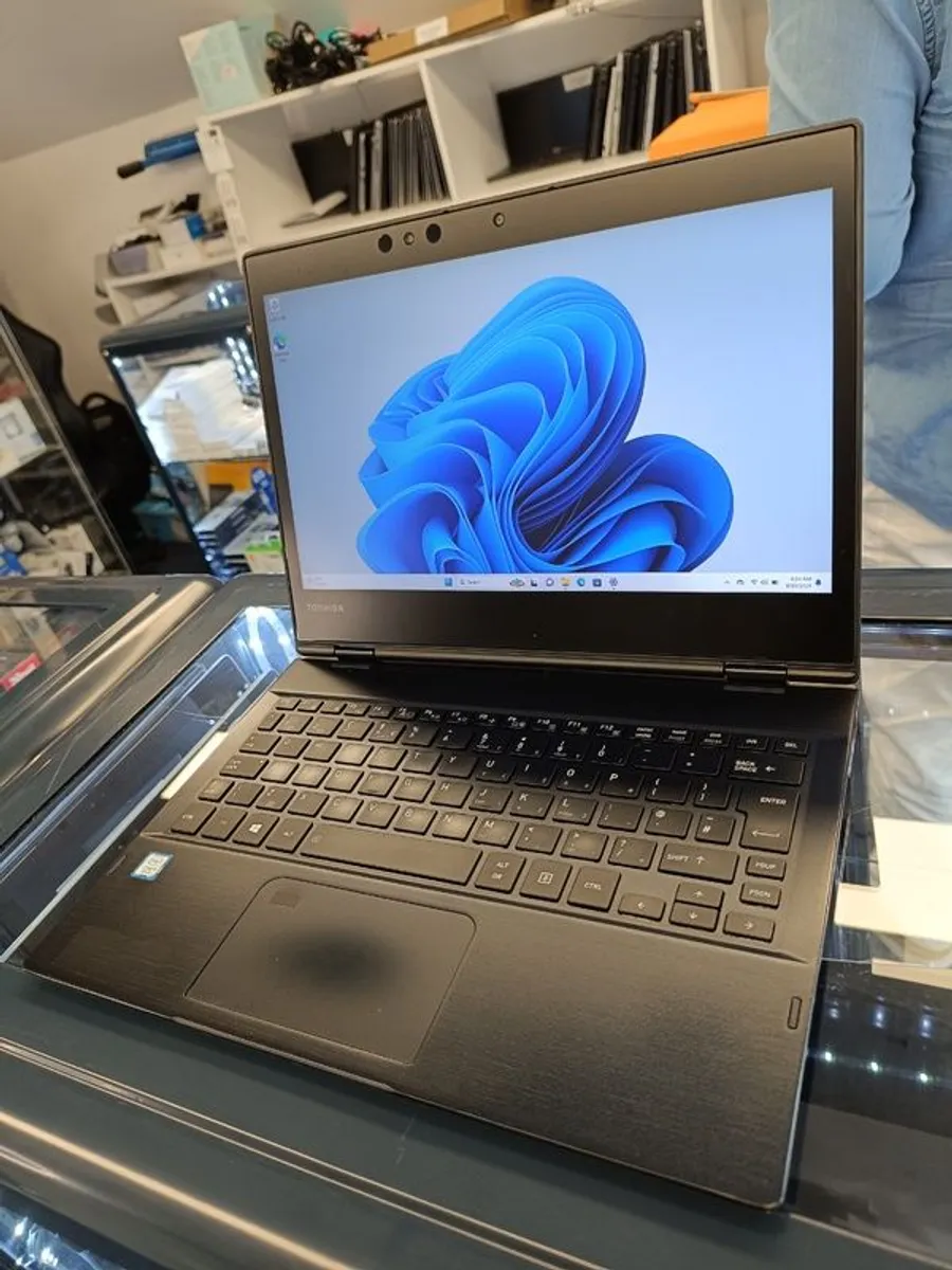 2in1 Toshiba Portege X20W intel i5 8th Gen 8GB RAM 256GB SSD Windows 11 Pro 12" (Touch Screen Notebook). - Image 3