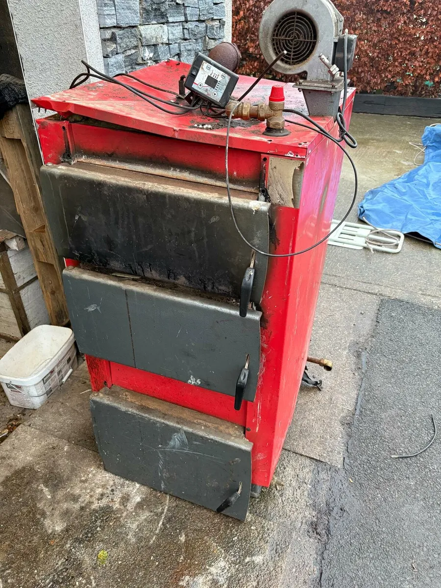 Solid fuel Burner - Image 1