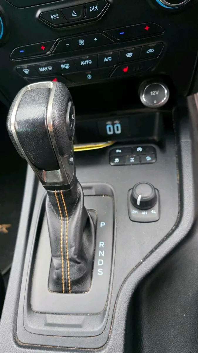 Ford Ranger - Image 4