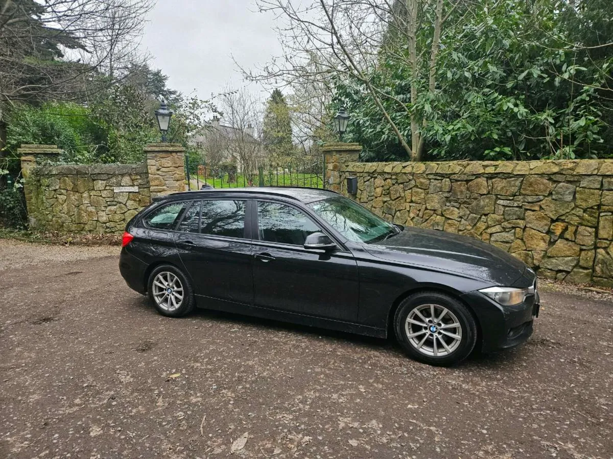 2014 BMW 3 Series Estate Diesel - Image 3