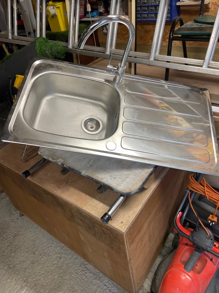 New sink and tap - Image 1