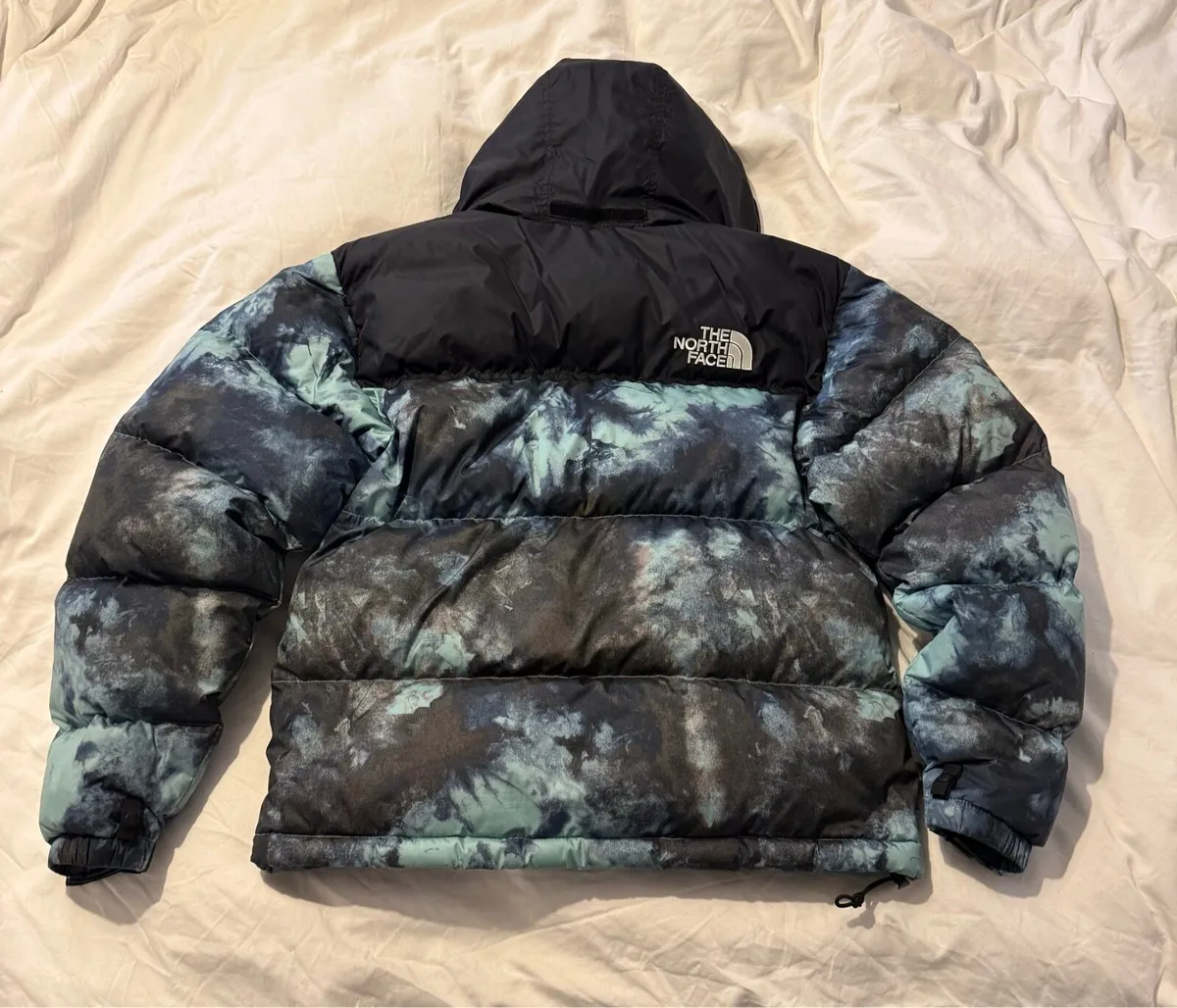The North Face: Nuptse 1996 Retro Jacket - Image 2