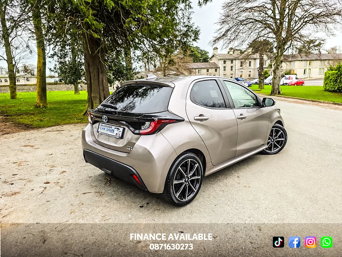 2021 Toyota Yaris 1.5 Petrol Hybrid Automatic Luna - Image 3