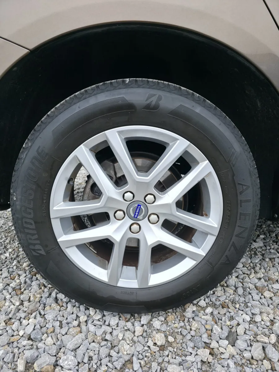 2016 Volvo XC60 D4 Classic | Automatic - Image 3