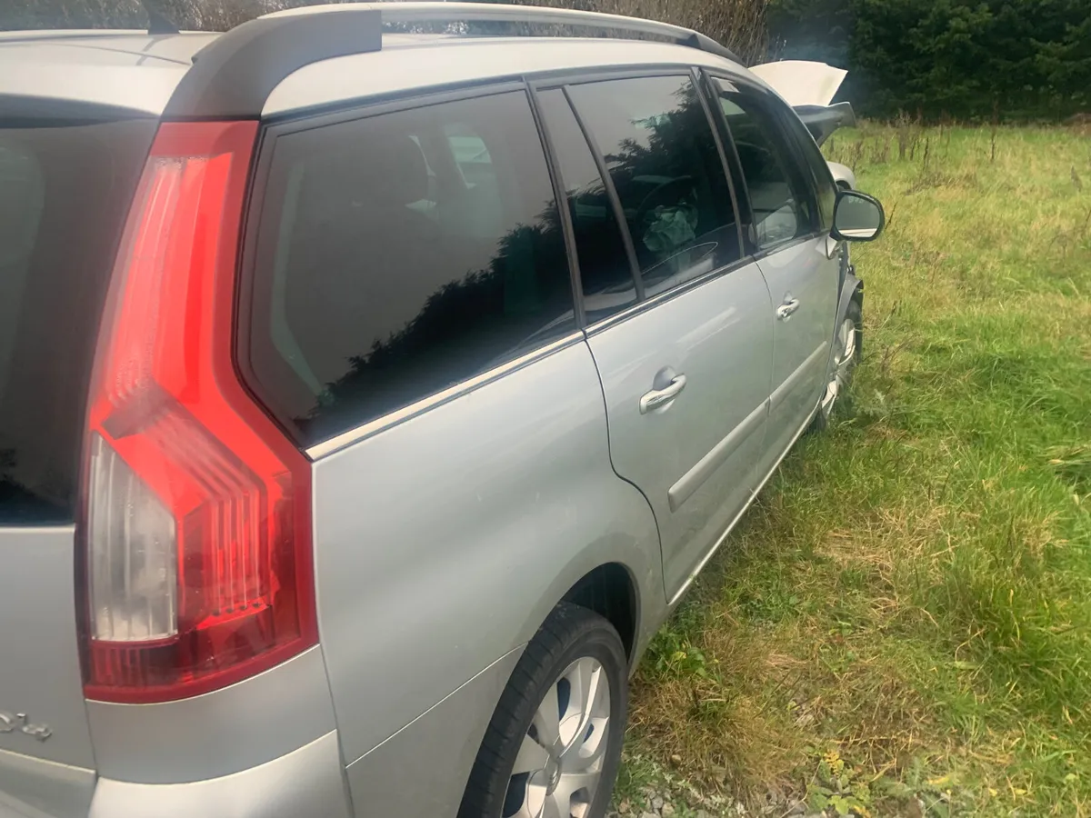 2013 CITROEN C4  DIESEL 1.6 - Image 2