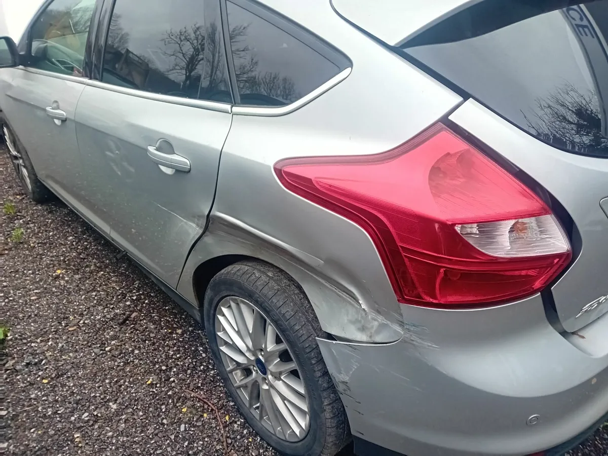 Ford Focus 2013 - Image 3