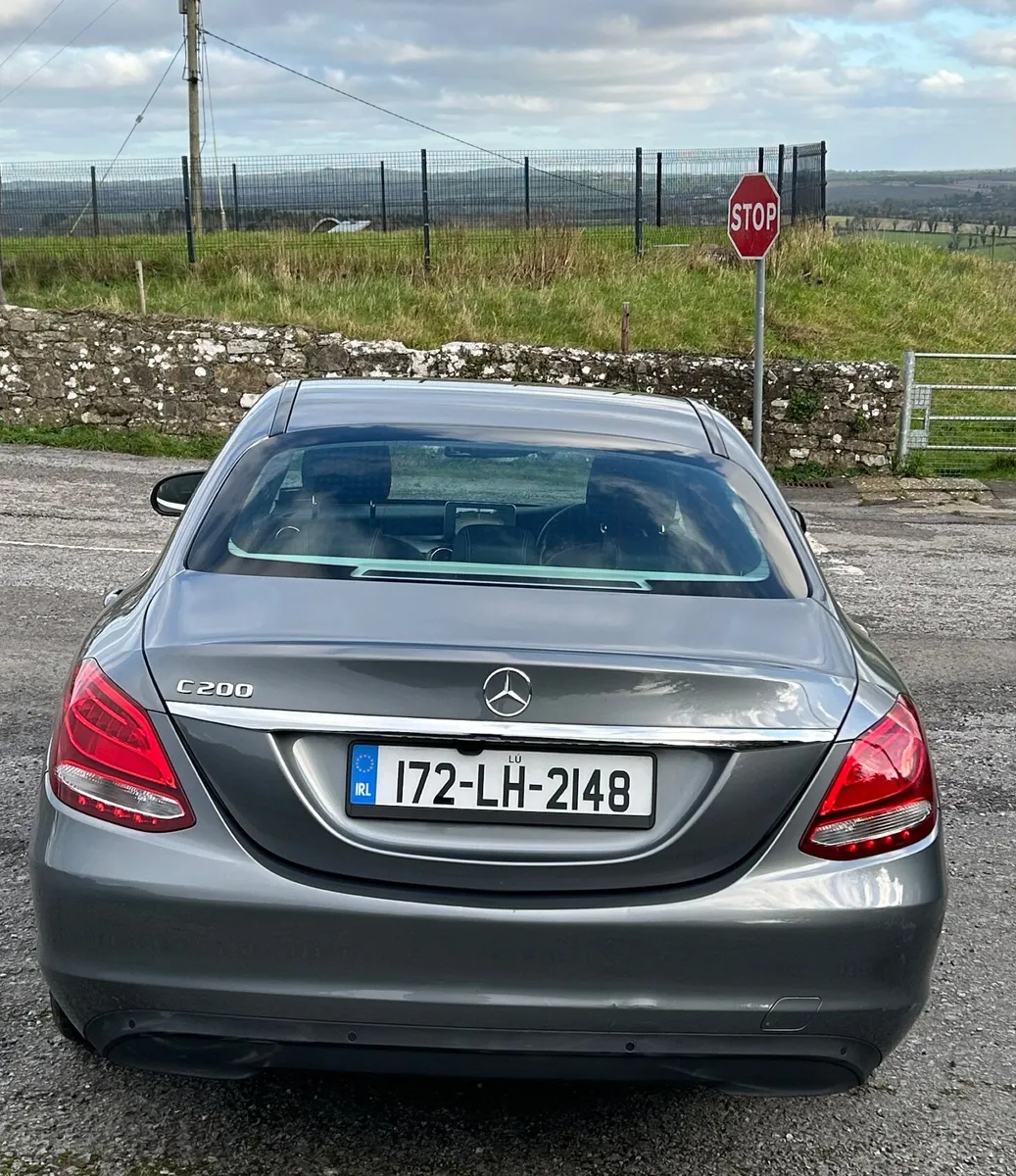 Mercedes-Benz C-Class 2017 - Image 4
