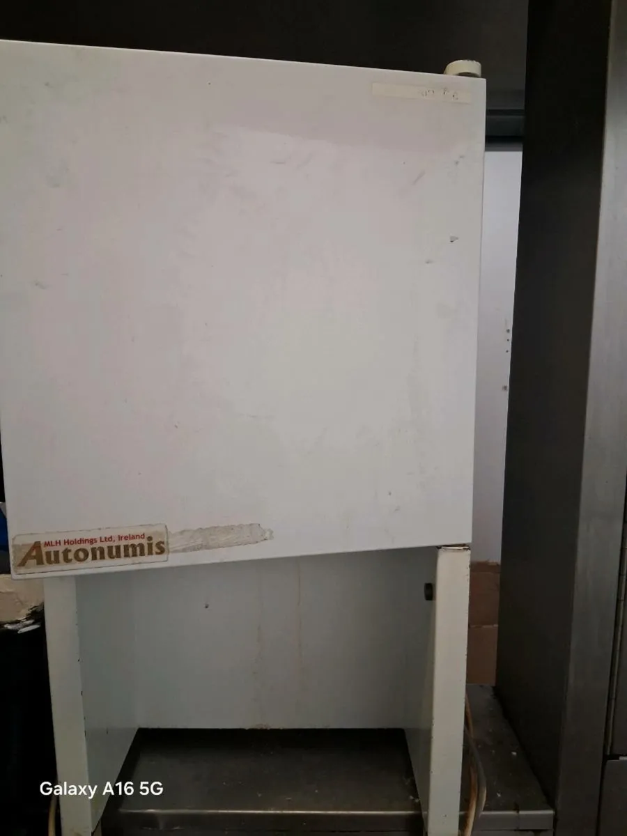 Milk dispenser - Image 1