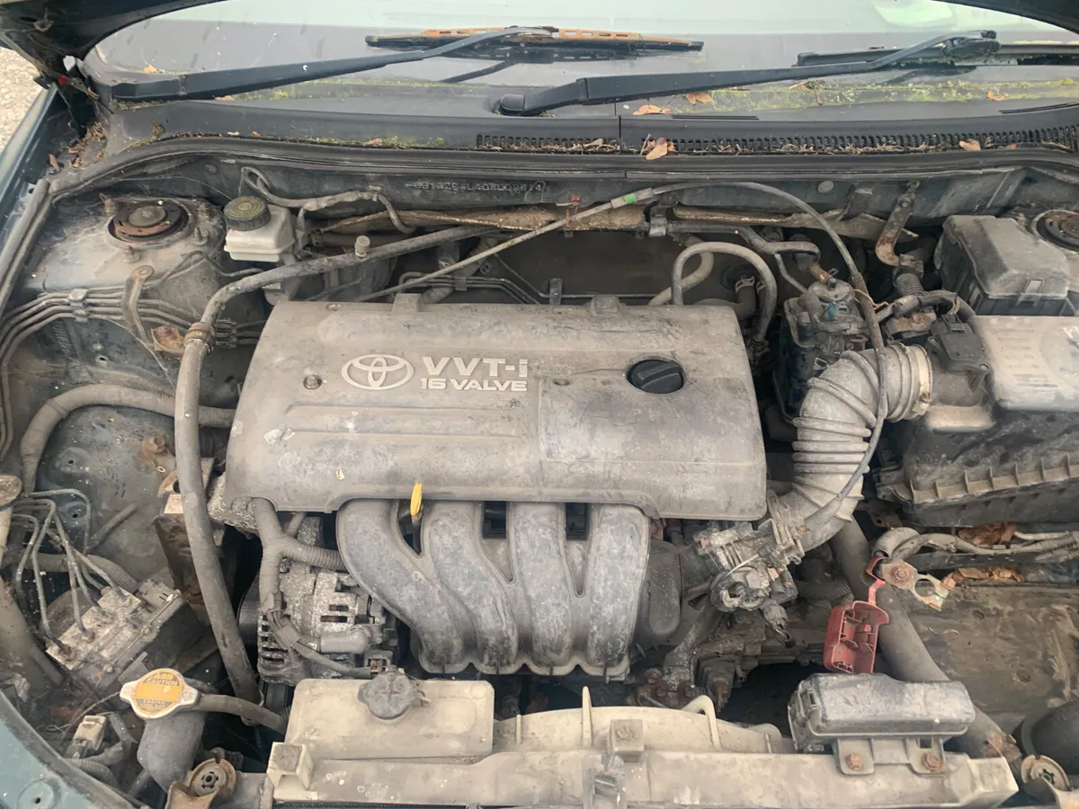 TOYOTA AVENSIS 1.6 CC - Image 2