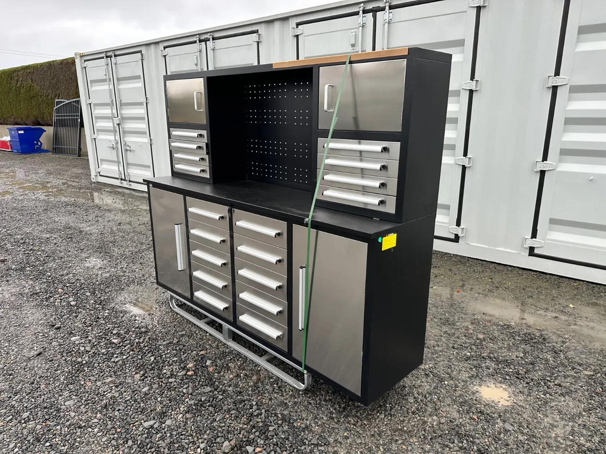 New 18 Drawer Workbench **Online Auction* - Image 1