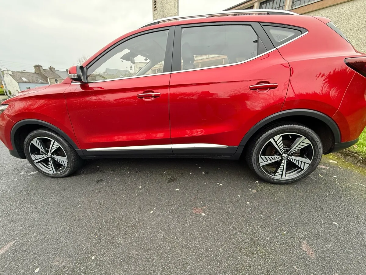 MG ZS EV - Image 3