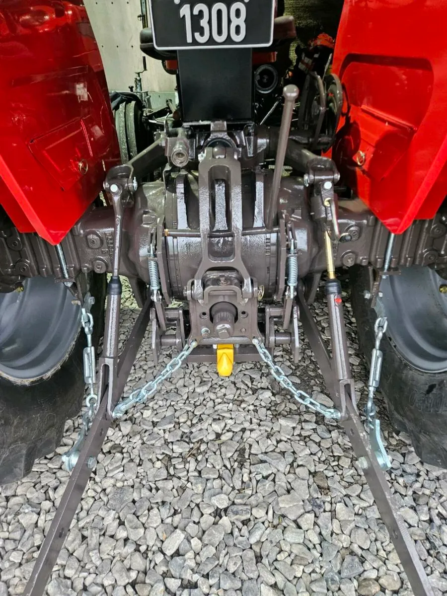 Massey 250 - Image 4