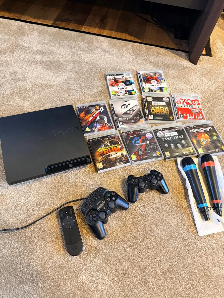 Sony PS3 and accessories. - Image 1