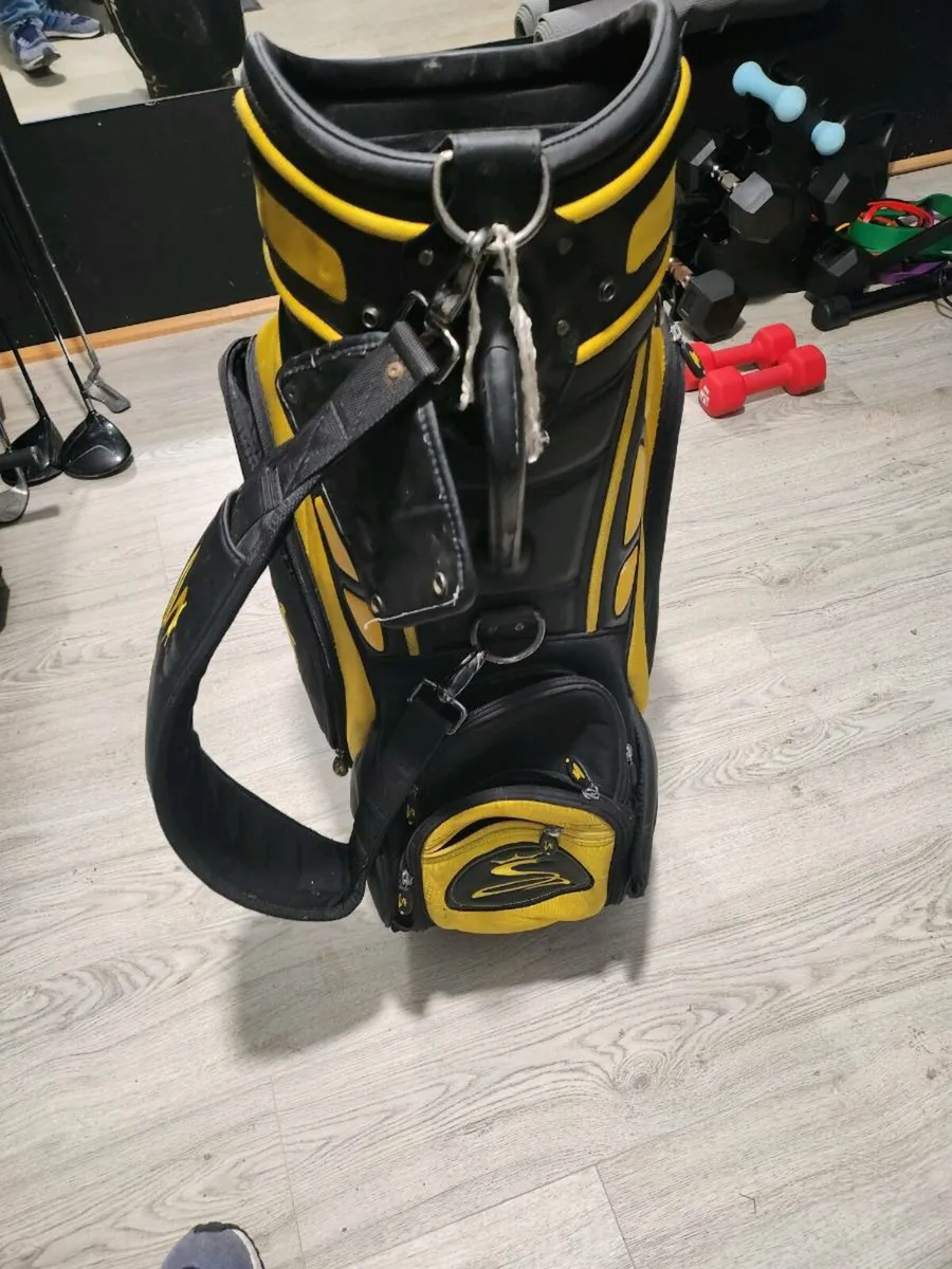 Golf bag - Image 1