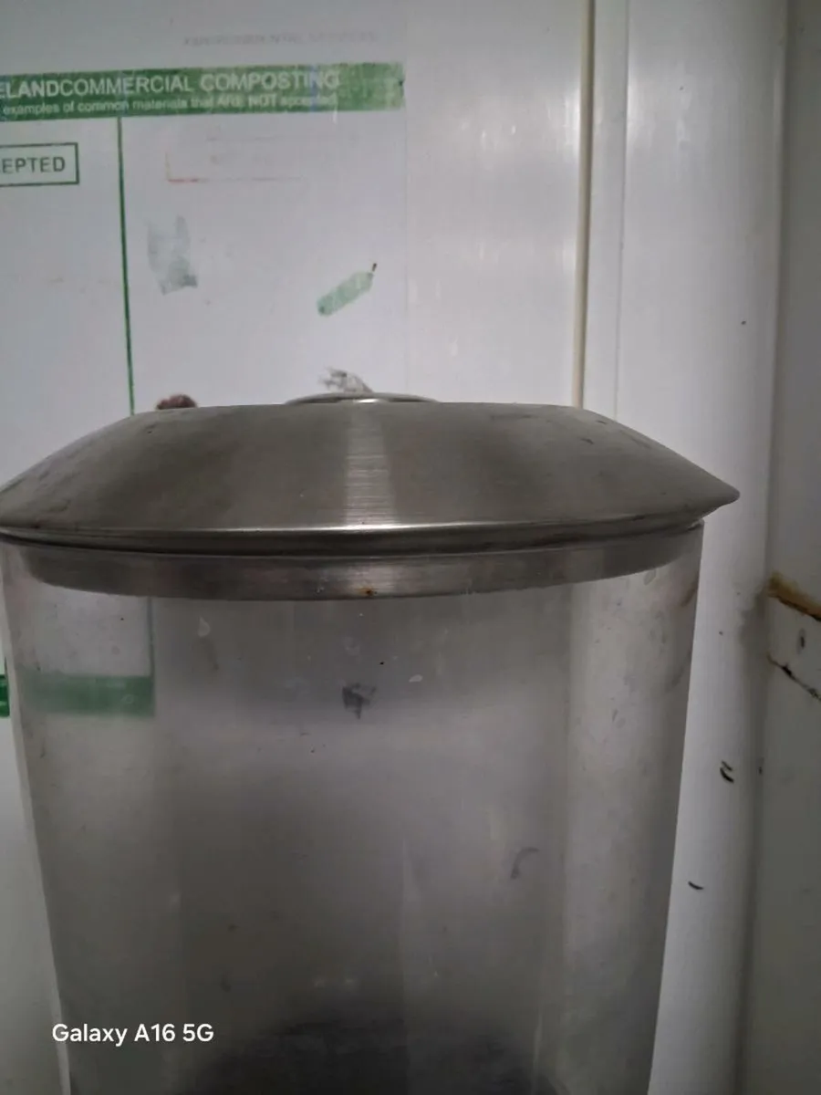 Juice dispenser - Image 3