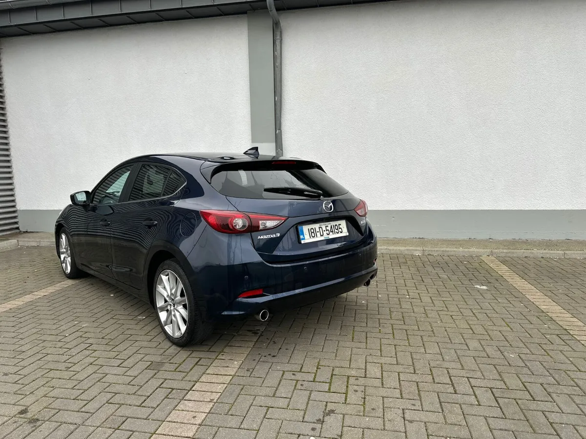 Mazda Mazda3 2018 nct 03/26 - Image 4
