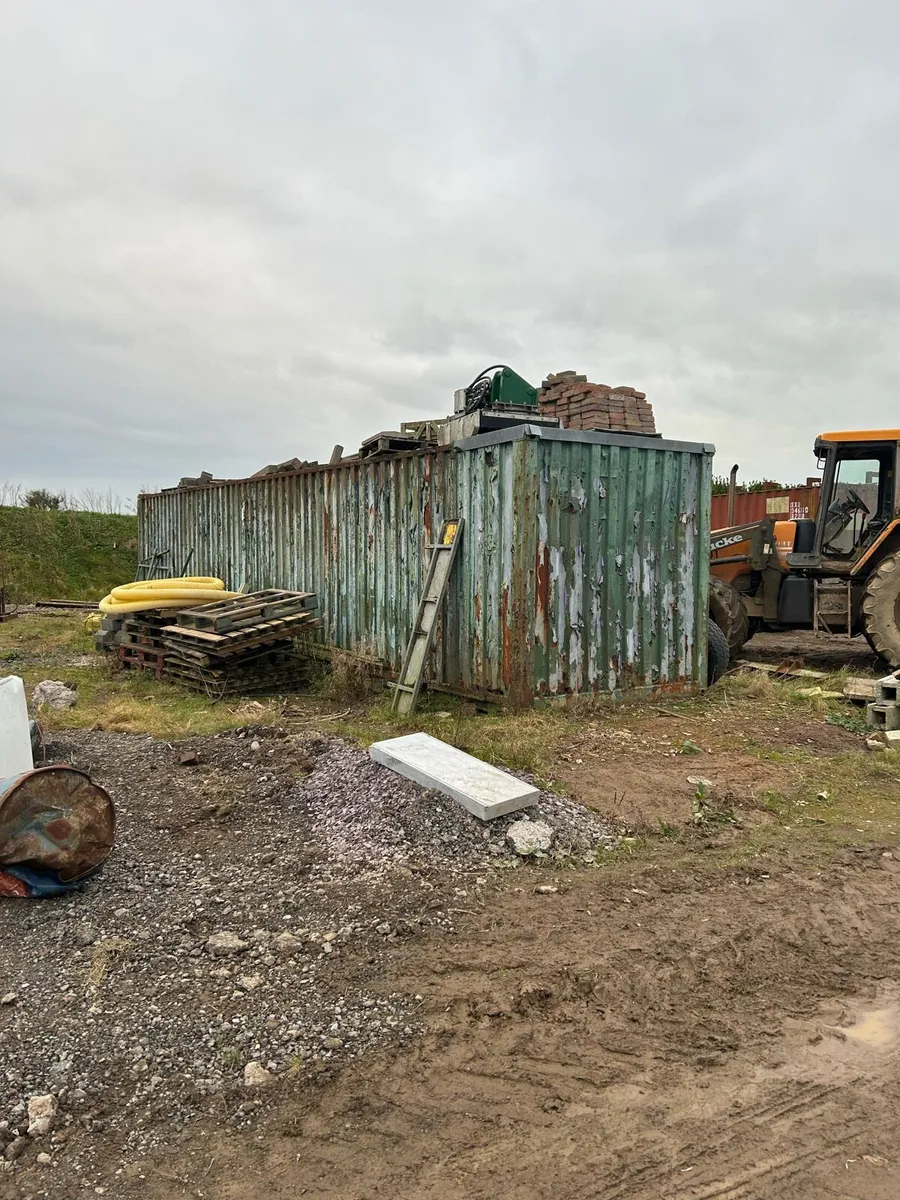 Containers - Image 1