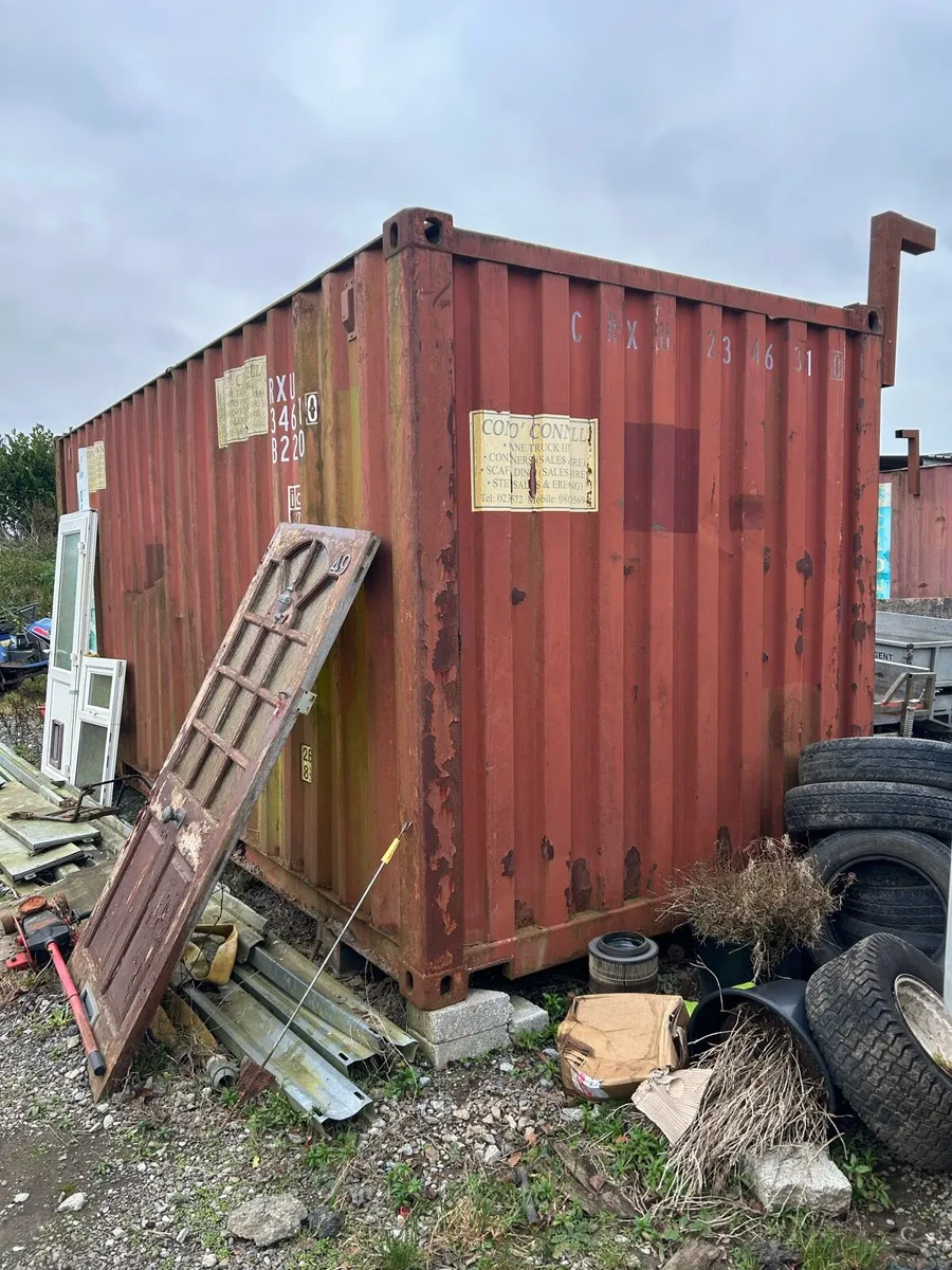 Containers - Image 3